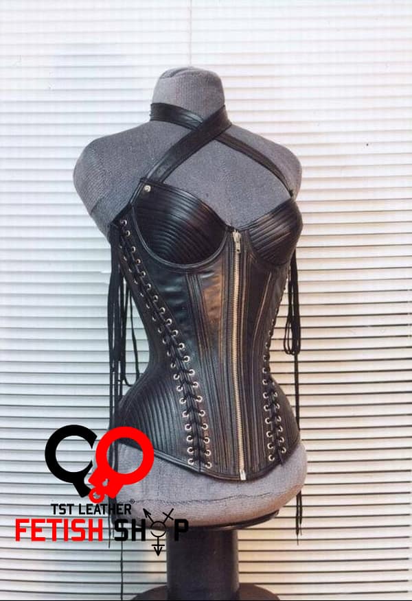 Busty corset.jpg